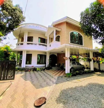 house-for-sale-in-ernakulam-vyttilla-big-0